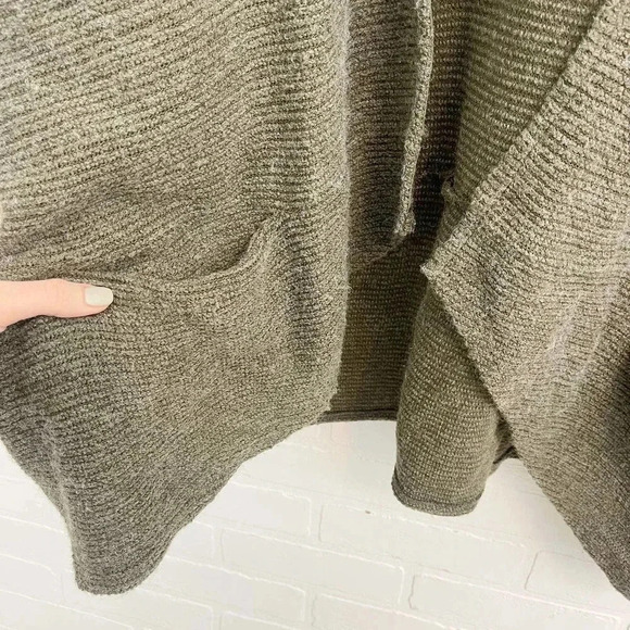 Coco + Carmen Open Front Long Sleeve Patch Pocket Cardigan Sweater Brown OS - Picture 9 of 10